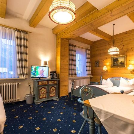 Hotel Garni Almenrausch Und Edelweiss Garmisch-Partenkirchen Eksteriør billede