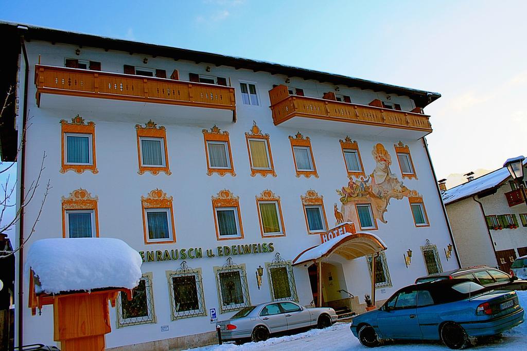 Hotel Garni Almenrausch Und Edelweiss Garmisch-Partenkirchen Eksteriør billede