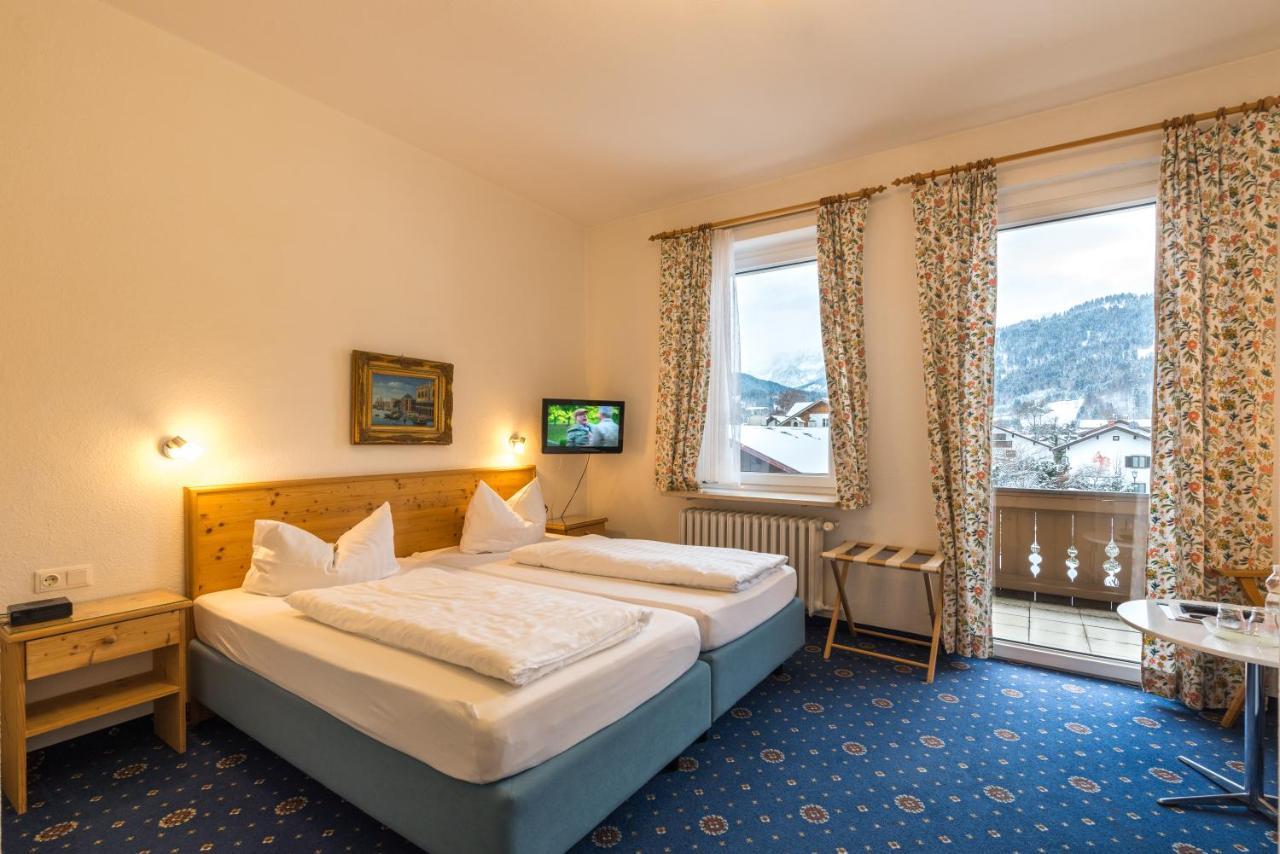 Hotel Garni Almenrausch Und Edelweiss Garmisch-Partenkirchen Eksteriør billede