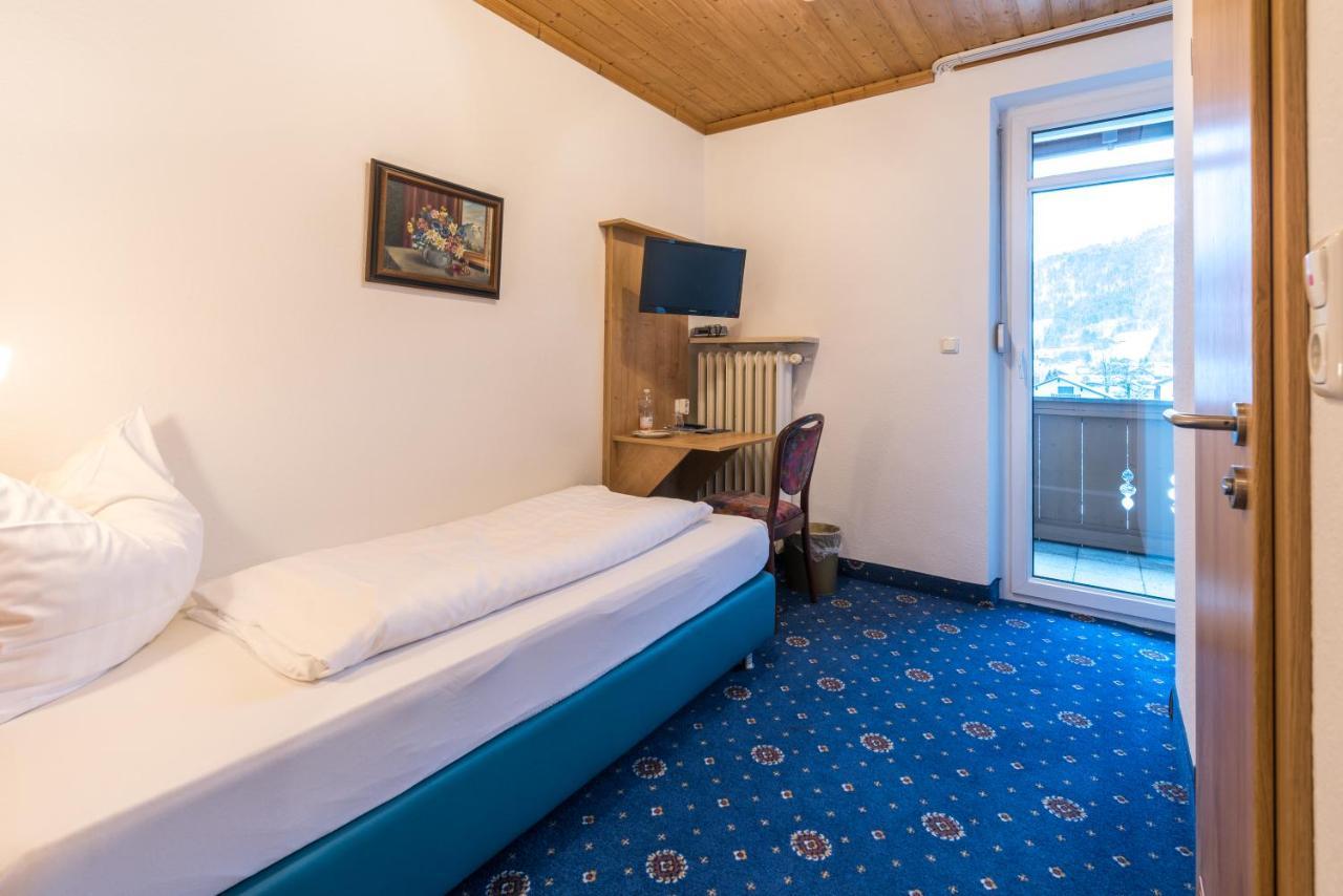 Hotel Garni Almenrausch Und Edelweiss Garmisch-Partenkirchen Eksteriør billede