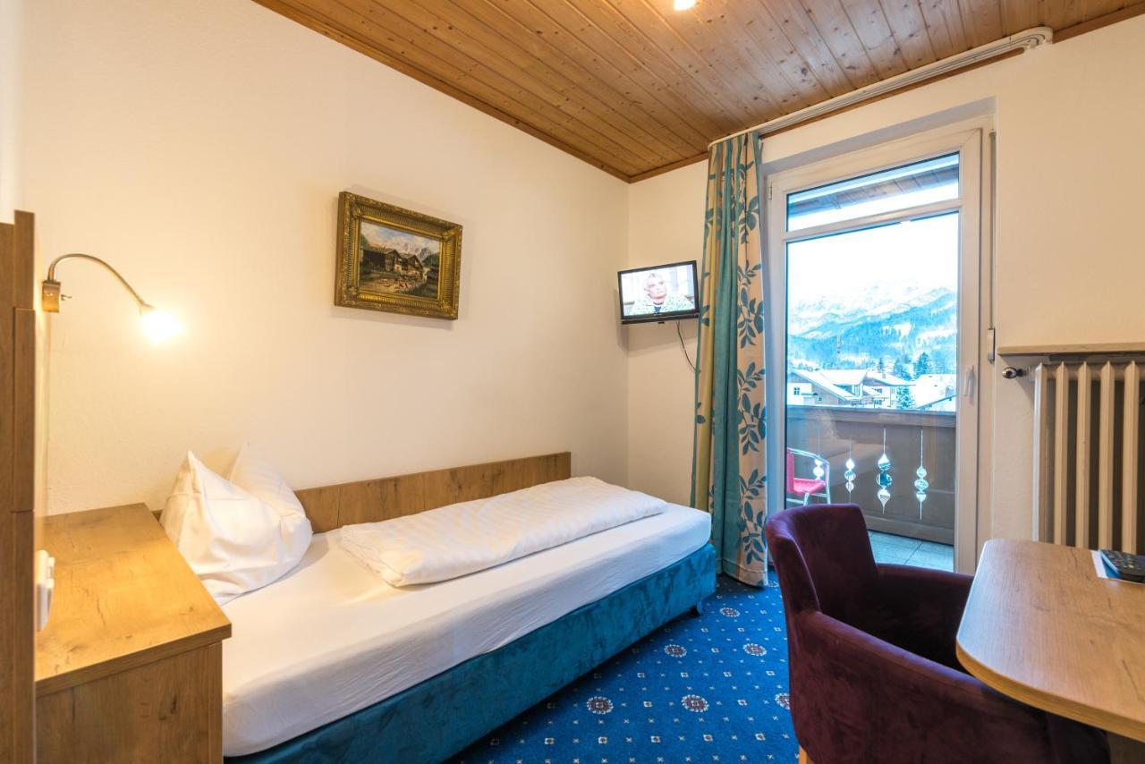 Hotel Garni Almenrausch Und Edelweiss Garmisch-Partenkirchen Eksteriør billede
