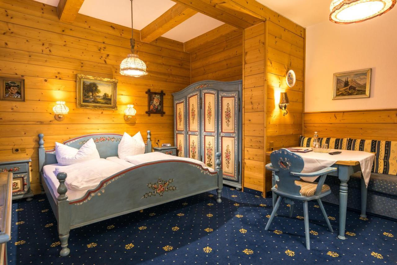 Hotel Garni Almenrausch Und Edelweiss Garmisch-Partenkirchen Eksteriør billede